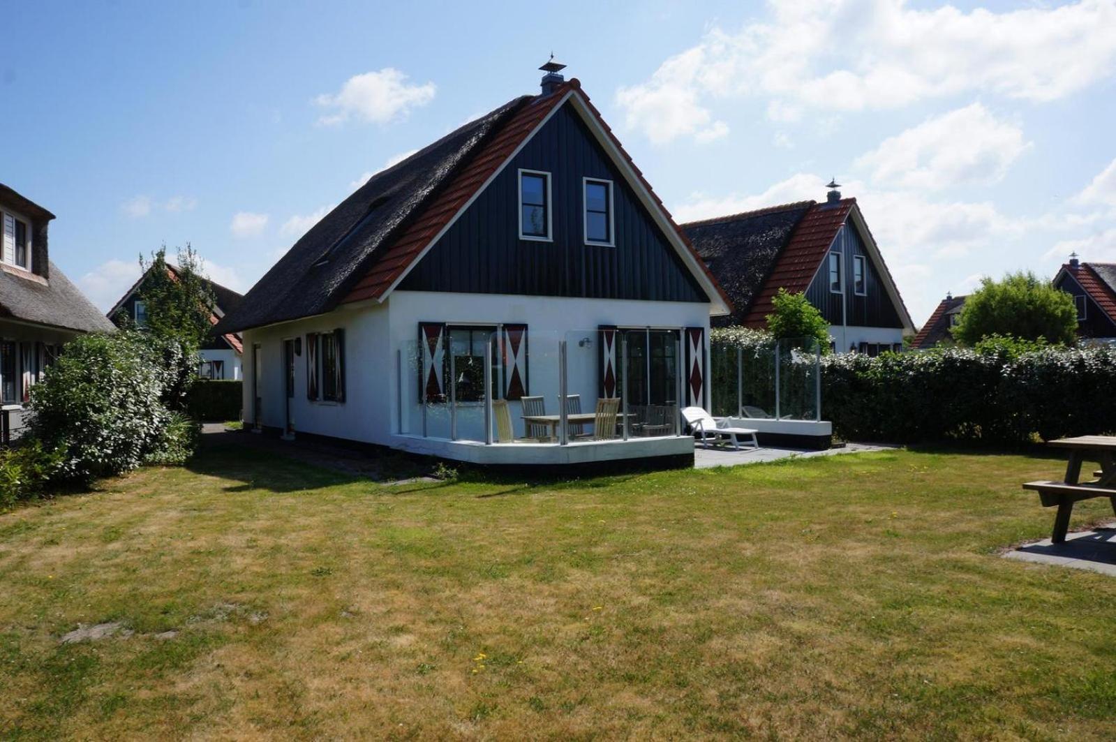 Buitenplaats Villa 5-P คัลลันท์สโอก ภายนอก รูปภาพ